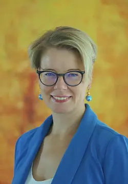 Silvia Herrmann ist neue Geschäftsführerin des Freundeskreises Weserrenaissance-Museum Schloss Brake. - © J.C. Herrmann