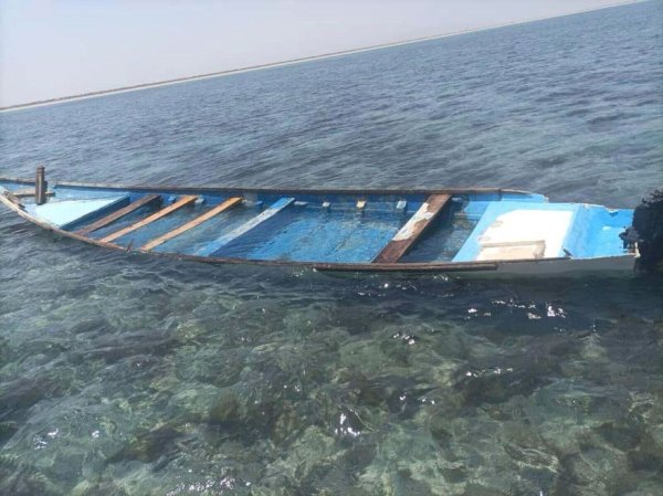 Schmuggler zwangen die Menschen ins Meer und forderten sie auf, an Land zu schwimmen. (Archivbild) - © IOM/International Organization for Migration/AP/dpa