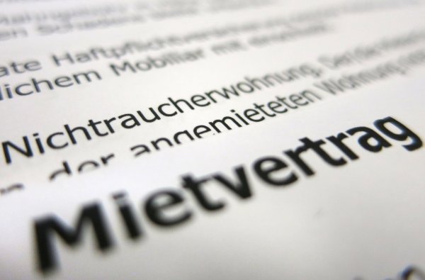 Mietvertrag - © Foto: Franz-Peter Tschauner/dpa