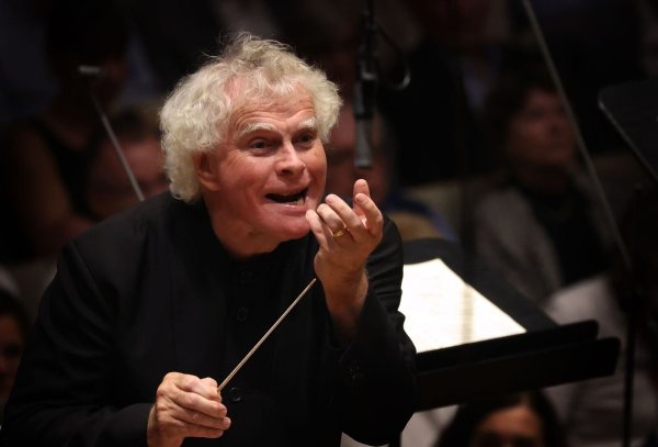 Sir Simon Rattle ist neuer Chefdirigent des Symphonieorchesters des Bayerischen Rundfunks. - © Karl-Josef Hildenbrand/dpa