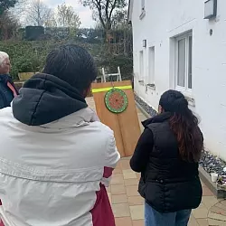 Auch eine Dartscheibe ist beim Begegnungscafé mit von der Partie. - © aktivGruppe Hörste