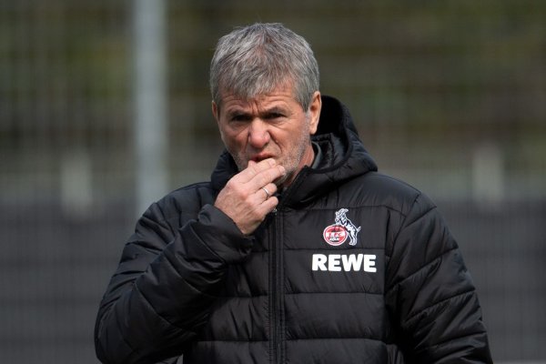 Friedhelm Funkel kritisiert seinen die Führungsebene seines Ex-Clubs 1. FC Köln. - © Federico Gambarini/dpa