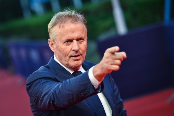 Für seinen neuen Roman kehrt Thriller-Autor John Grisham zurück nach Camino Island: «Die Legende». (Archivbild) - © Loic Venance/AFP/dpa