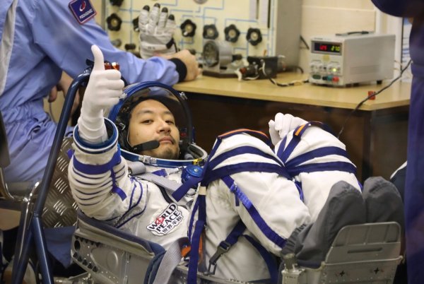 Yusaku Maezawa - © Foto: Pavel Kassin/Roscosmos Space Agency/AP/dpa