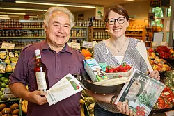 Freuen sich auf viele Einsendungen: Günter Puzberg von Lippequalität mit Barbara Lucas vom LZ-Marketing. - © Torben Gocke
