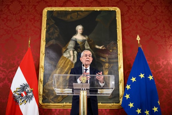 Der Präsident kritisiert die mangelnde Kompromissbereitschaft in der österreichischen Politik. - © Max Slovencik/APA/dpa