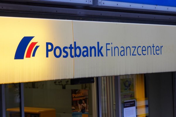 Postbank - © Foto: Georg Wendt/dpa/Archivbild