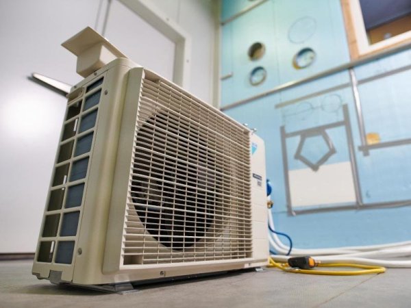 Klimageräte sind im Sommer heiß begehrt - © Foto: Stiftung Warentest/dpa-tmn