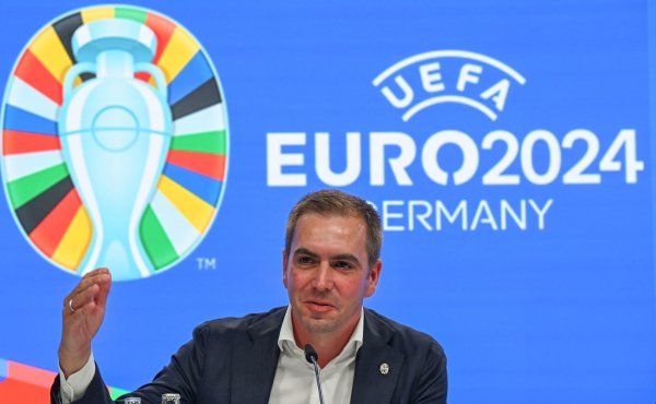 «Wir können nicht vorhersehen, was in den nächsten Monaten passiert», sagt Turnierdirektor Philipp Lahm im Vorfeld der Fußball-Europameisterschaft. - © Arne Dedert/dpa