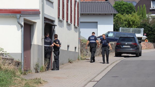 Die Polizei hatte seit Donnerstag nach dem Flüchtigen gesucht. (Archivbild) - © Rene Priebe/dpa