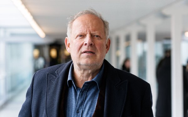 Axel Milberg ermittelt ein letztes Mal in Kiel. - © Markus Scholz/dpa