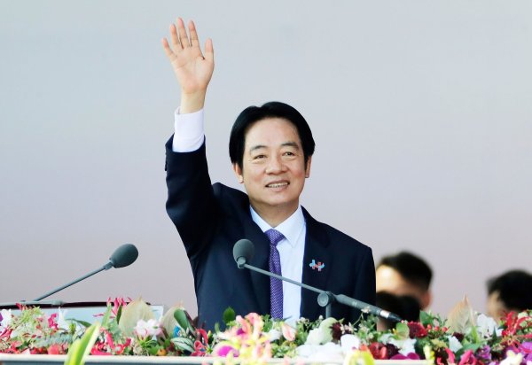 Taiwans Präsident kündigte in einem Gastbeitrag höhere Verteidigungsausgaben an. (Archivbild) - © Chiang Ying-ying/AP/dpa