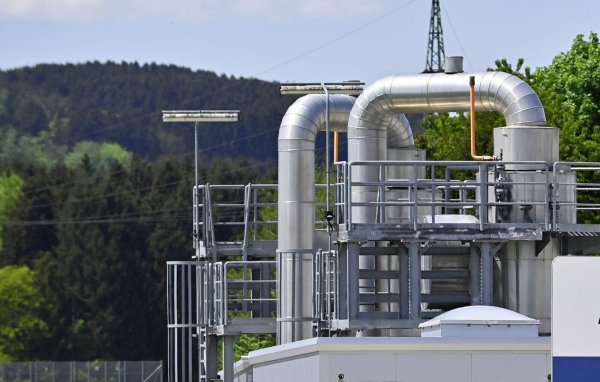 Österreich bezieht noch immer einen Großteil seines Gases aus Russland. - © Manfred Fesl/APA/dpa