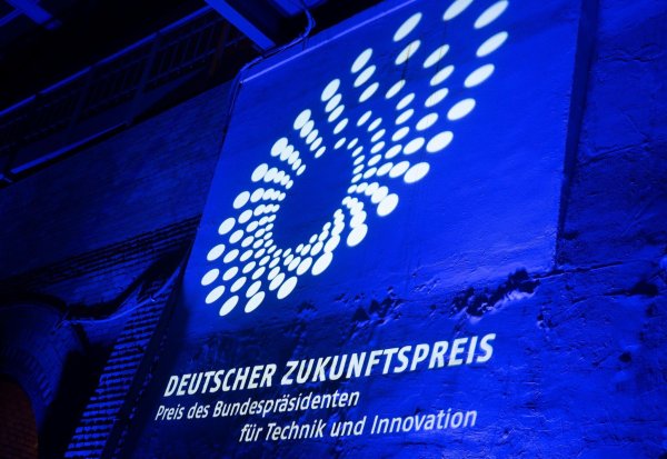 Schon die Nominierung für den Deutschen Zukunftspreis gilt als Auszeichung - © Christophe Gateau/dpa