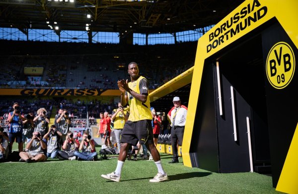 Serhou Guirassy steht vor seinem Debüt für Borussia Dortmund - © Bernd Thissen/dpa