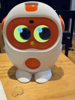 Luka, der Vorleseroboter - © Dr. Zhao Zhao/Universität Guelph/dpa