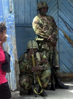 Tödliche Schüsse auf ein Bingo-Spiel: Jamaikas Polizei such nach den Tätern. (Illustration) - © South Florida Sun-Sentinel/Zuma Press/dpa