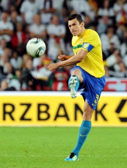 Der 47-Jährige frühere Bundesliga-Star Lúcio wird nach einem häuslichen Unfall in einem Krankenhaus in Brasilia wegen Verbrennungen behandelt. - © picture alliance / dpa