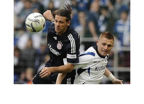 Die Bayern 
eine Nummer zu groß - © ARMINIA