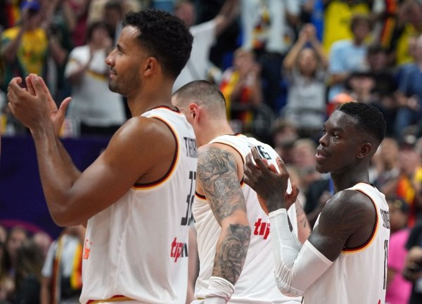 - © Soeren Stache/dpa