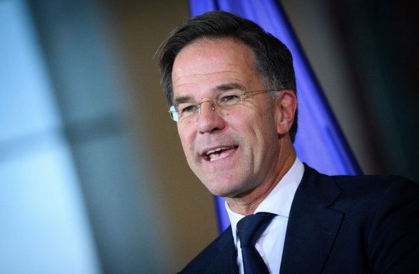 Keine Angst vor Donald Trump? Nato-Generalsekretär Mark Rutte gibt sich nach dem Wahlsieg des Republikaners gelassen. (Archivbild) - © Bernd von Jutrczenka/dpa