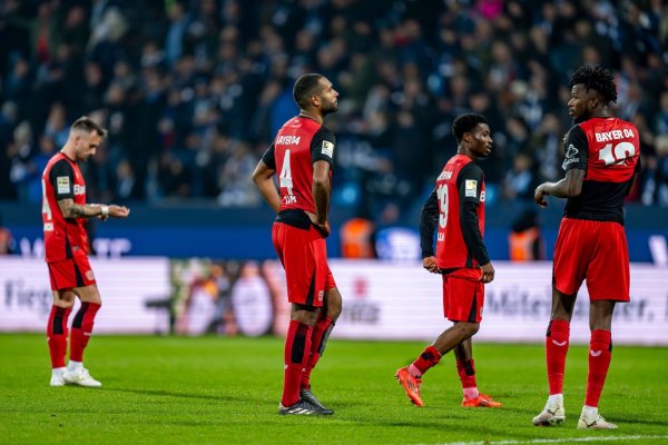 In Bochum verspielte Leverkusen wieder eine Führung. - © David Inderlied/dpa