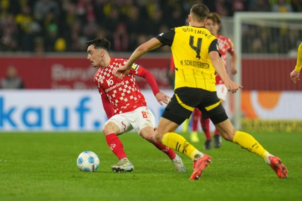 Borussia Dortmund hat das Gastspiel beim FSV Mainz 05 verloren. - © Thomas Frey/dpa