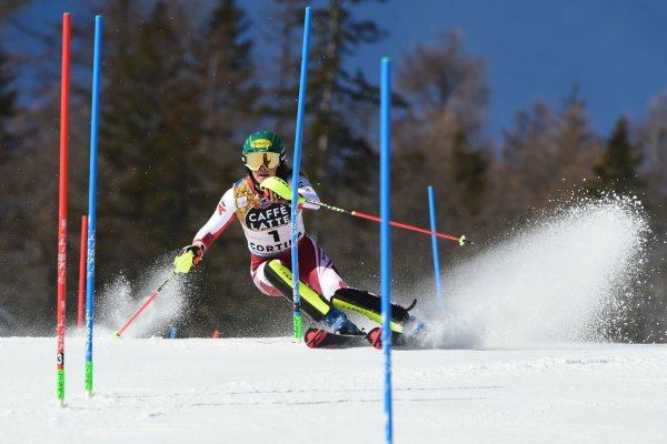 Katharina Liensberger - © Foto: Marco Tacca/AP/dpa