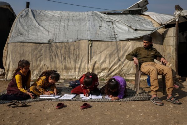 Können syrische Flüchtlinge in der EU auch eines Tages in ihre Heimat zurückkehren? (Archivbild) - © Ghaith Alsayed/AP/dpa