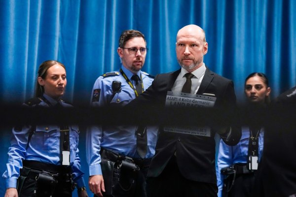Anders Behring Breivik wird auch nach seinem jüngsten Antrag nicht vorzeitig aus der Haft entlassen. - © Beate Oma Dahle/NTB/dpa