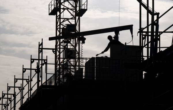 Pessimistische Stimmung: Fast 47 Prozent der Beschäftigten rechnet 2025 nicht mit einer Gehaltserhöhung. - © Monika Skolimowska/dpa/dpa-tmn