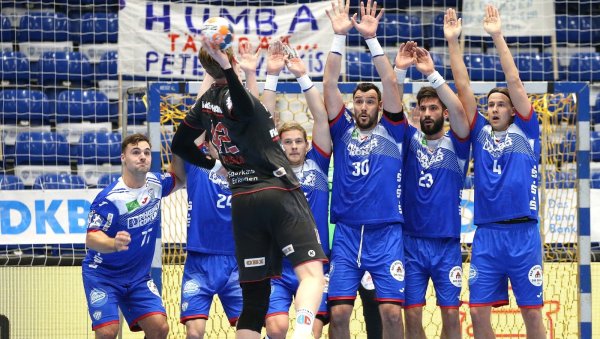 Der TBV hat das Heimspiel gegen den HC Erlangen gewonnen. - © Paul Cohen
