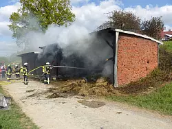 Der Scheunenbrand in Erder - © Freiwillige Feuerwehr Kalletal