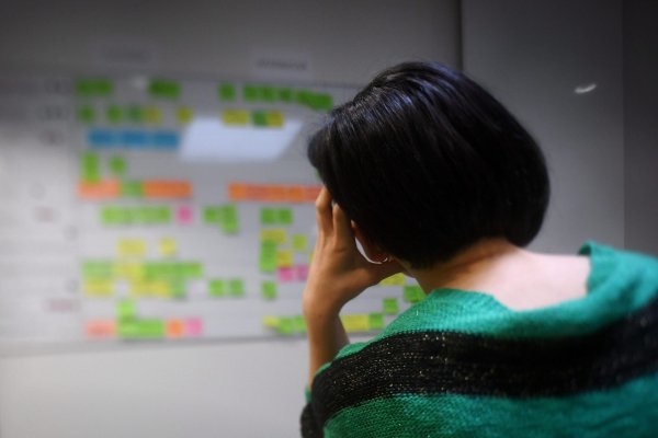 Laut einer Studie hat jeder dritte Angestellte schon einmal Benachteiligung am Arbeitsplatz erlebt. - © Antti Aimo-Koivisto/STT-Lehtikuva/dpa