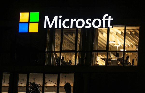 Google wirft Microsoft wettbewerbswidriges Verhalten im Cloud-Geschäft vor. - © Oliver Berg/dpa