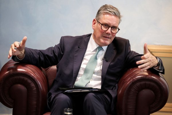 Der britische Premier hat eine Spende im Wert von 20.000 Pfund mit der Mittlere-Reife-Prüfung seines Sohnes gerechtfertigt. (Achivbild) - © Phil Noble/Reuters Pool/AP/dpa