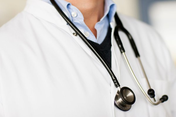 Der Bundesgerichtshof prüfte eine Vereinbarung zwischen einem Hausarzt und seinem Patienten. (Symbolbild) - © Rolf Vennenbernd/dpa