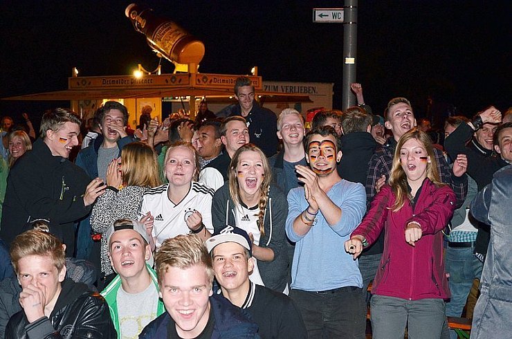 Die Lipper jubeln: FINALE! - © Foto: Helms