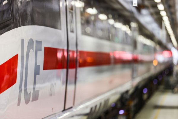In Dortmund baut die Bahn ein zweites ICE-Werk. Es ist das vierte seiner Art in NRW. - © Oliver Berg/dpa