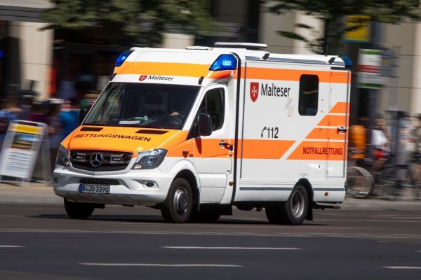 In den vergangenen zwei Jahrzehnten gab es durschnittlich fast 1500 Klinikbehandlungen pro Jahr wegen extremer Hitze (Symbolfoto). - © Jens Büttner/ZB/dpa