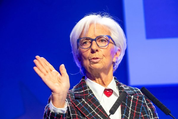 EZB-Präsidentin Christine Lagarde sieht einen Handlungsdruck in Europa. - © Helmut Fricke/dpa