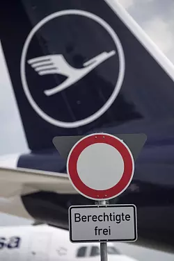 Lufthansa - &copy; Foto: Boris Roessler/dpa/Boris Roessler/dpa