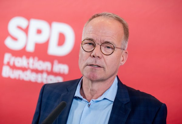 SPD-Fraktionschef Matthias Miersch schließt Verhandlungen über eine Rückkehr zur Wehrpflicht in dieser Legislaturperiode aus. (Foto Archiv) - © Michael Kappeler/dpa