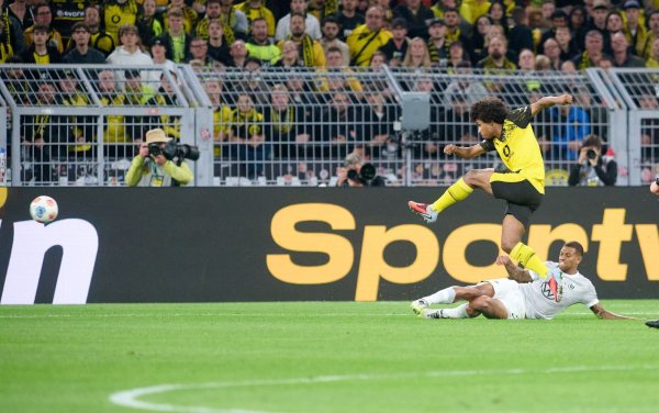 Brachte den BVB mit einem fulminanten Schuss in Führung: Karim Adeyemi. - © Bernd Thissen/dpa