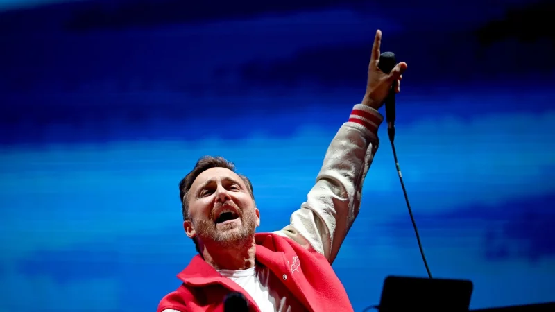 DJ David Guetta kommt im n&auml;chsten Jahr zum Gl&uuml;cksgef&uuml;hle-Festival. (Archivbild) - &copy; Britta Pedersen/dpa