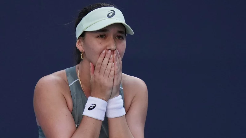 Fassungslos nach Hass-Kommentaren: Eva Lys. - © Andy Wong/AP/dpa