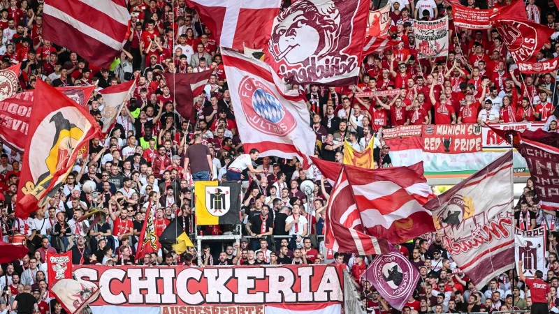 Der FC Bayern hat den Umgang mit einem Teil seiner Fans beim Spiel in Paris beklagt. (Archivfoto) - &copy; Harry Langer/dpa