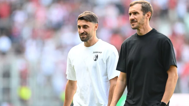 Vincenzo Grifo (l), Julian Schuster und der SC Freiburg sind beim FC Bologna zu Gast. (Archivbild) - &copy; Carmen Jaspersen/dpa