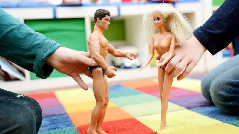 Kinder haben viele Fragen zu Sex und nackten K&ouml;rpern: Doch f&uuml;r Eltern ist das Thema oft noch tabu-behaftet. - &copy; Andrea Warnecke/dpa-tmn