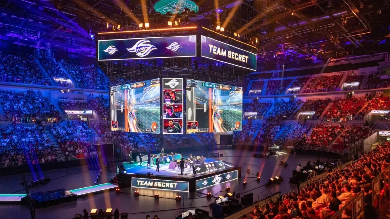 Ein E-Sport-Turnier (zum Spiel Rocket League) in Düsseldorf 2023. (Archivbild) - © Thomas Banneyer/dpa